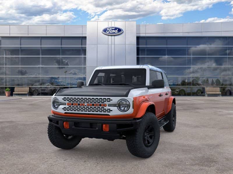 2026 Ford Bronco - Image 2