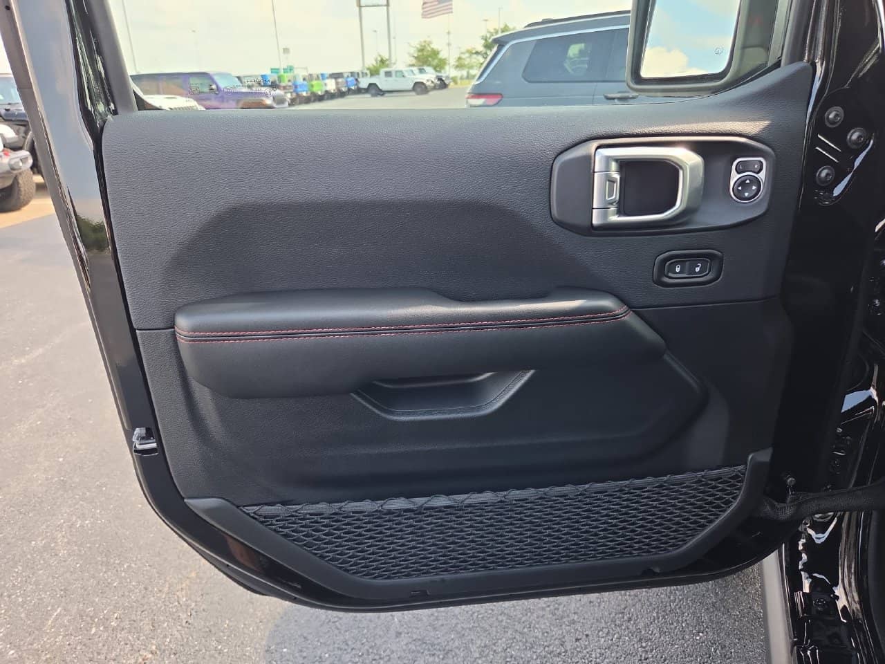 2027 Jeep Wrangler 4-Door - Image 3