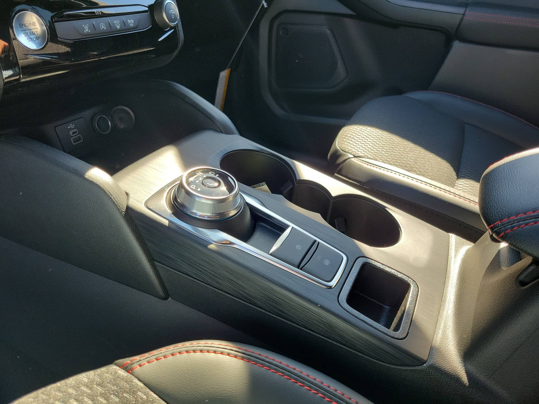 2026 Ford Escape - Image 29