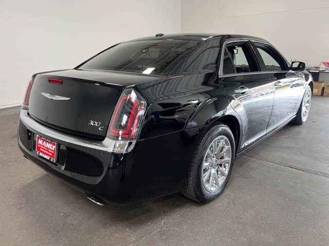 2013 Chrysler 300 - Image 3