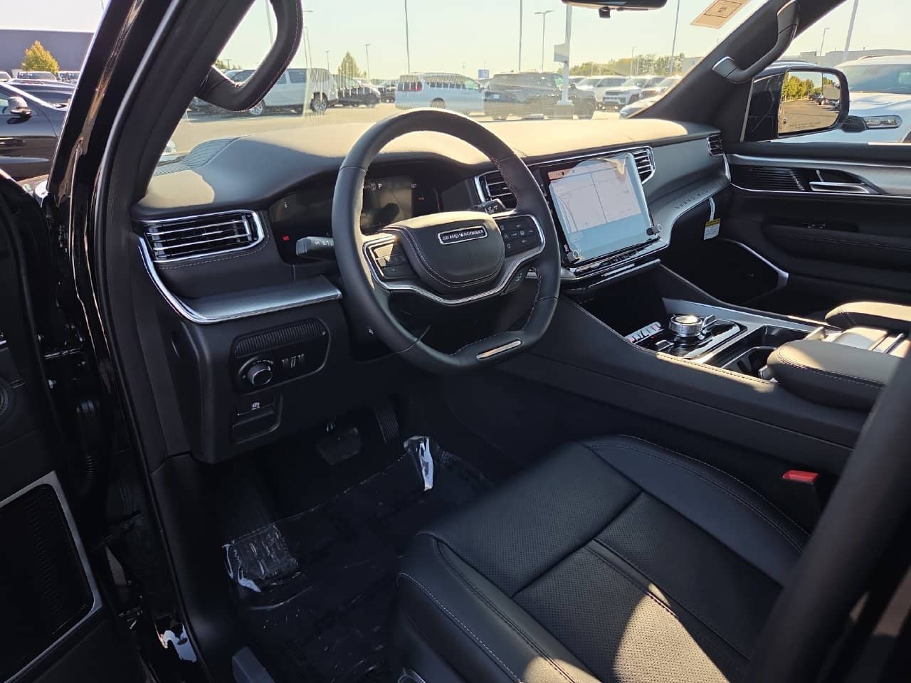 2027 Jeep Grand Wagoneer - Image 2