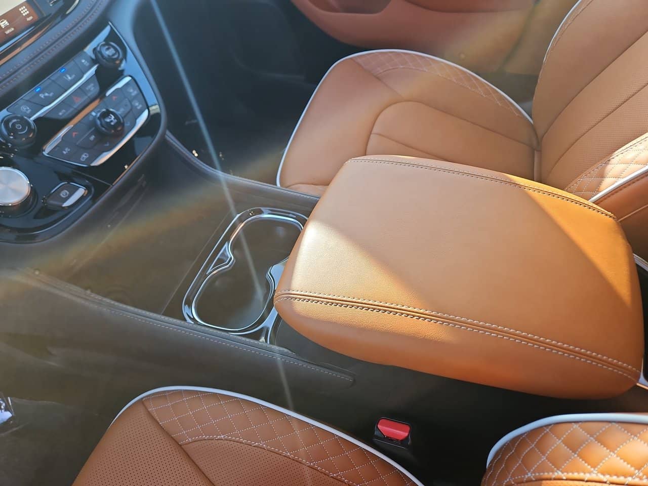 2026 Chrysler Pacifica - Image 36
