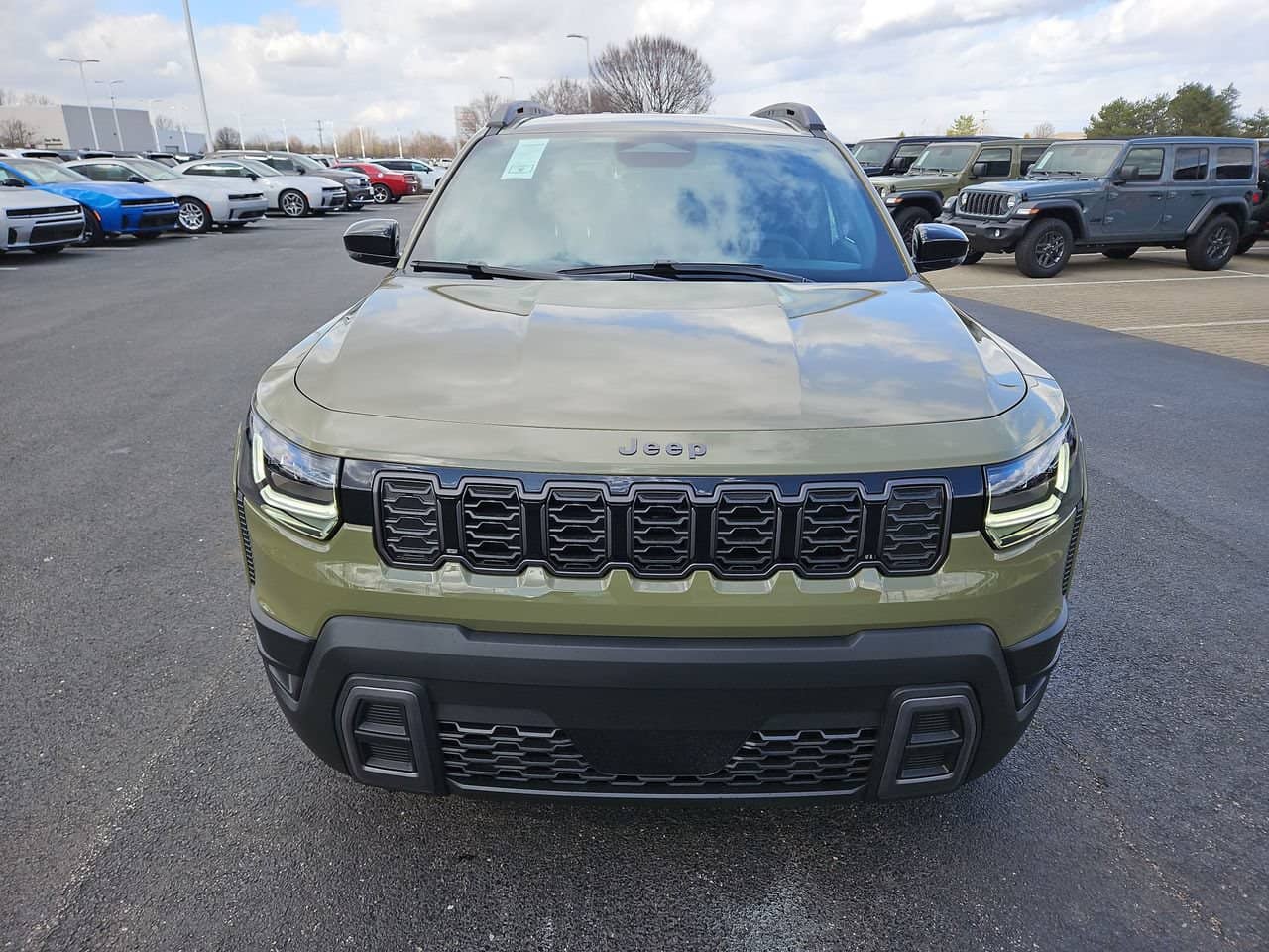 2026 Jeep Cherokee - Image 2