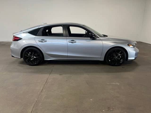 2026 Honda Civic Hatchback - Image 2