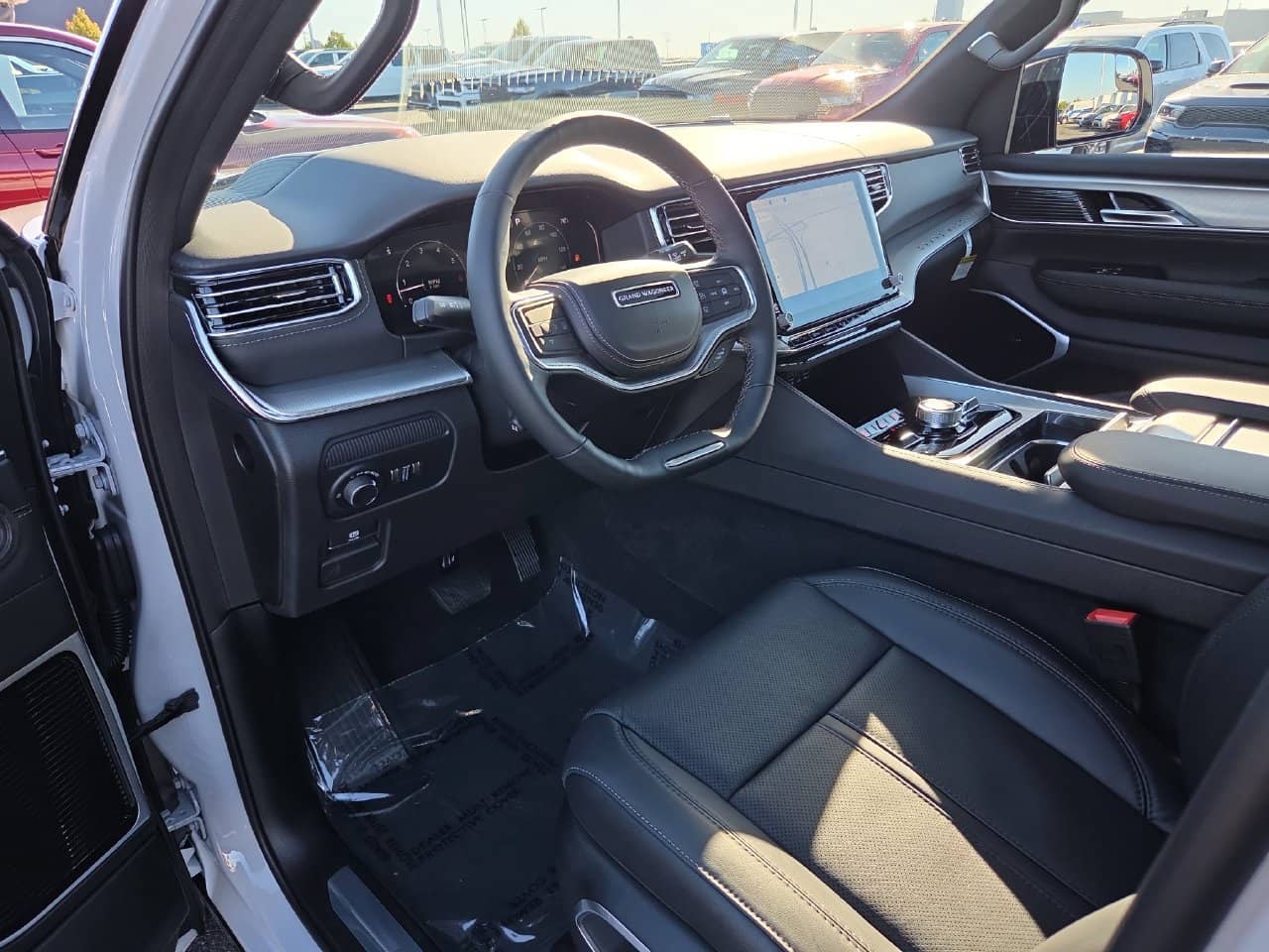 2027 Jeep Grand Wagoneer - Image 2