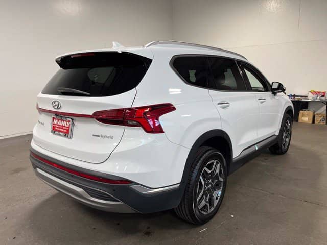 2023 Hyundai Santa Fe - Image 3