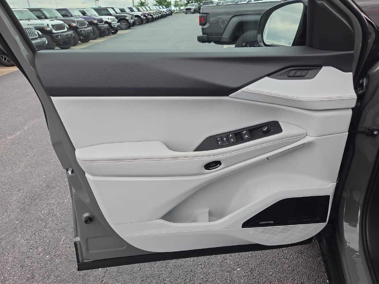 2026 Jeep Cherokee - Image 3