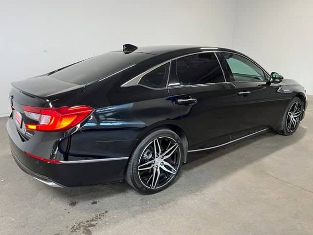 2022 Honda Accord - Image 3