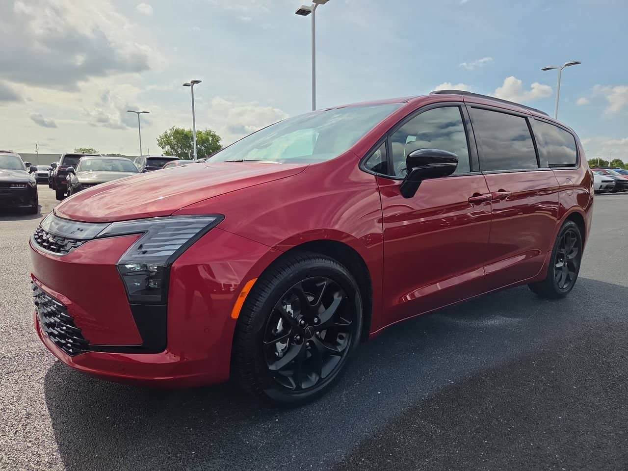 2027 Chrysler Pacifica - Image 3