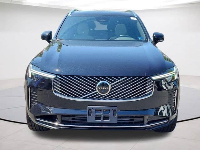 2026 Volvo XC90 - Image 3