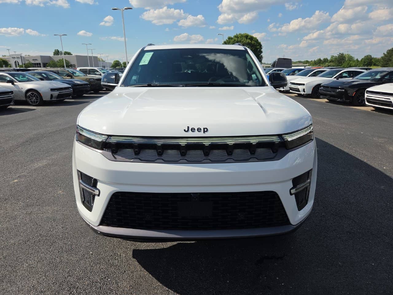 2026 Jeep Grand Wagoneer - Image 2