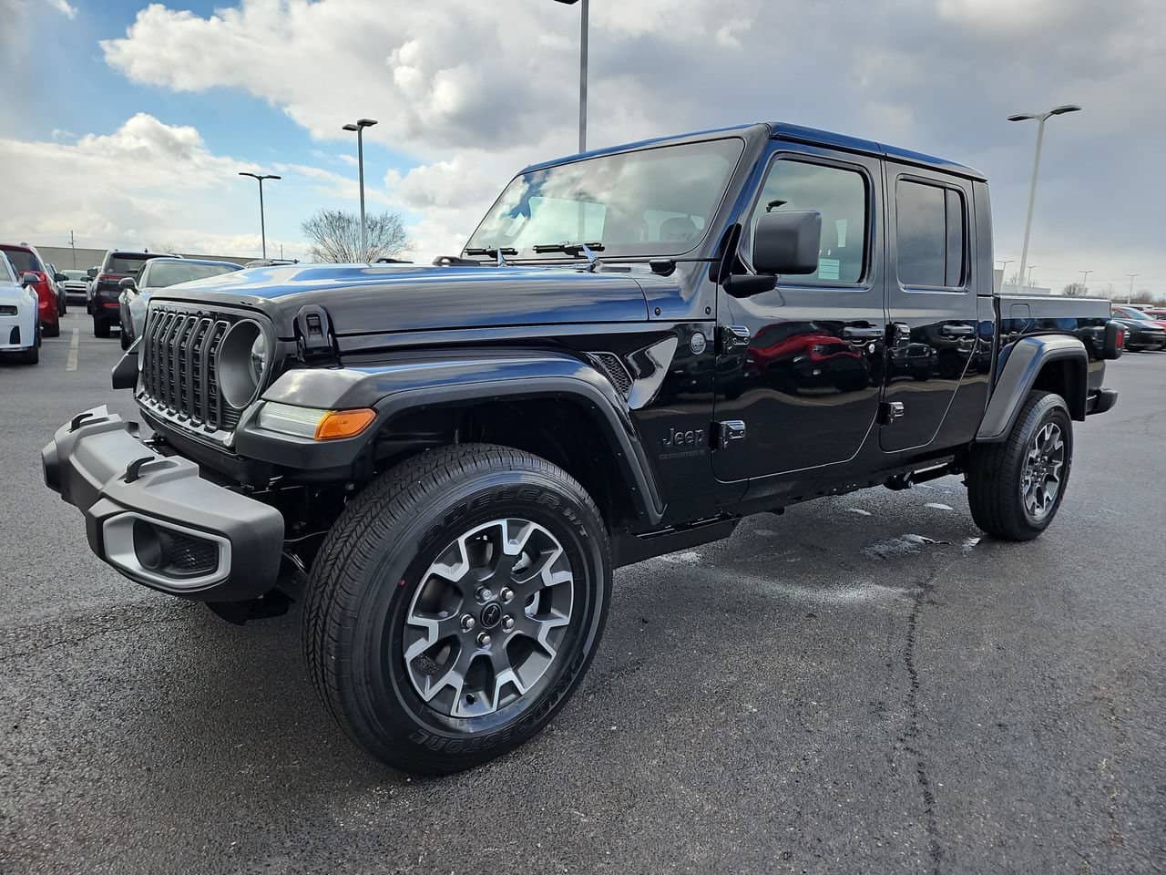 2026 Jeep Gladiator - Image 3