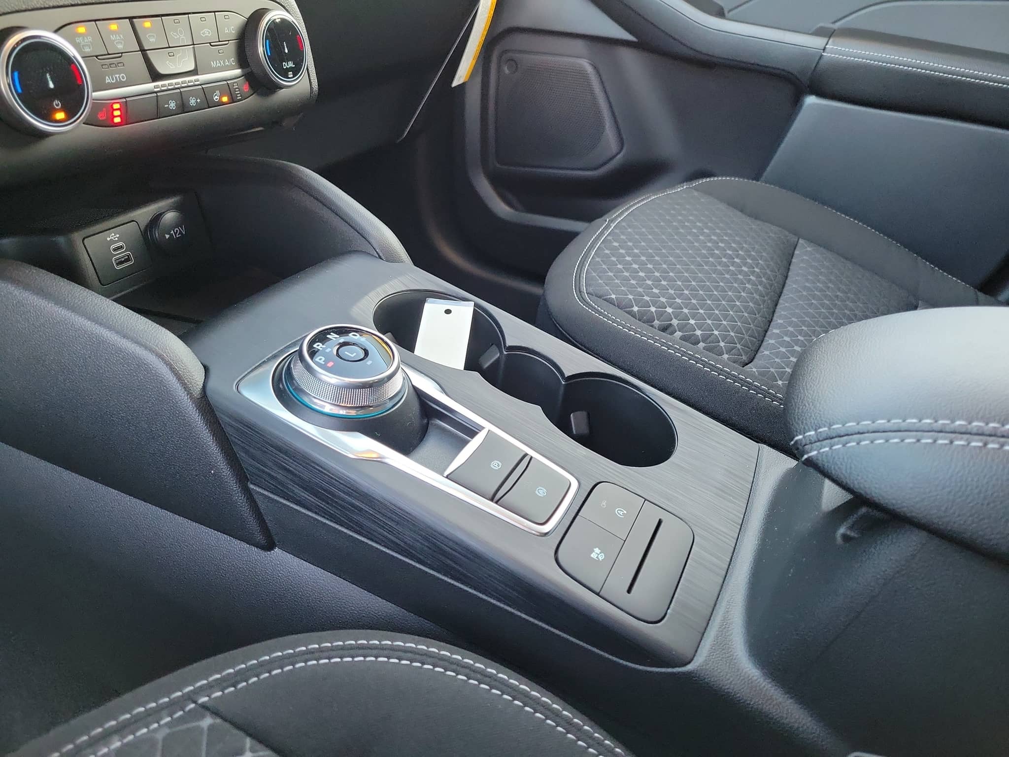 2026 Ford Escape - Image 29