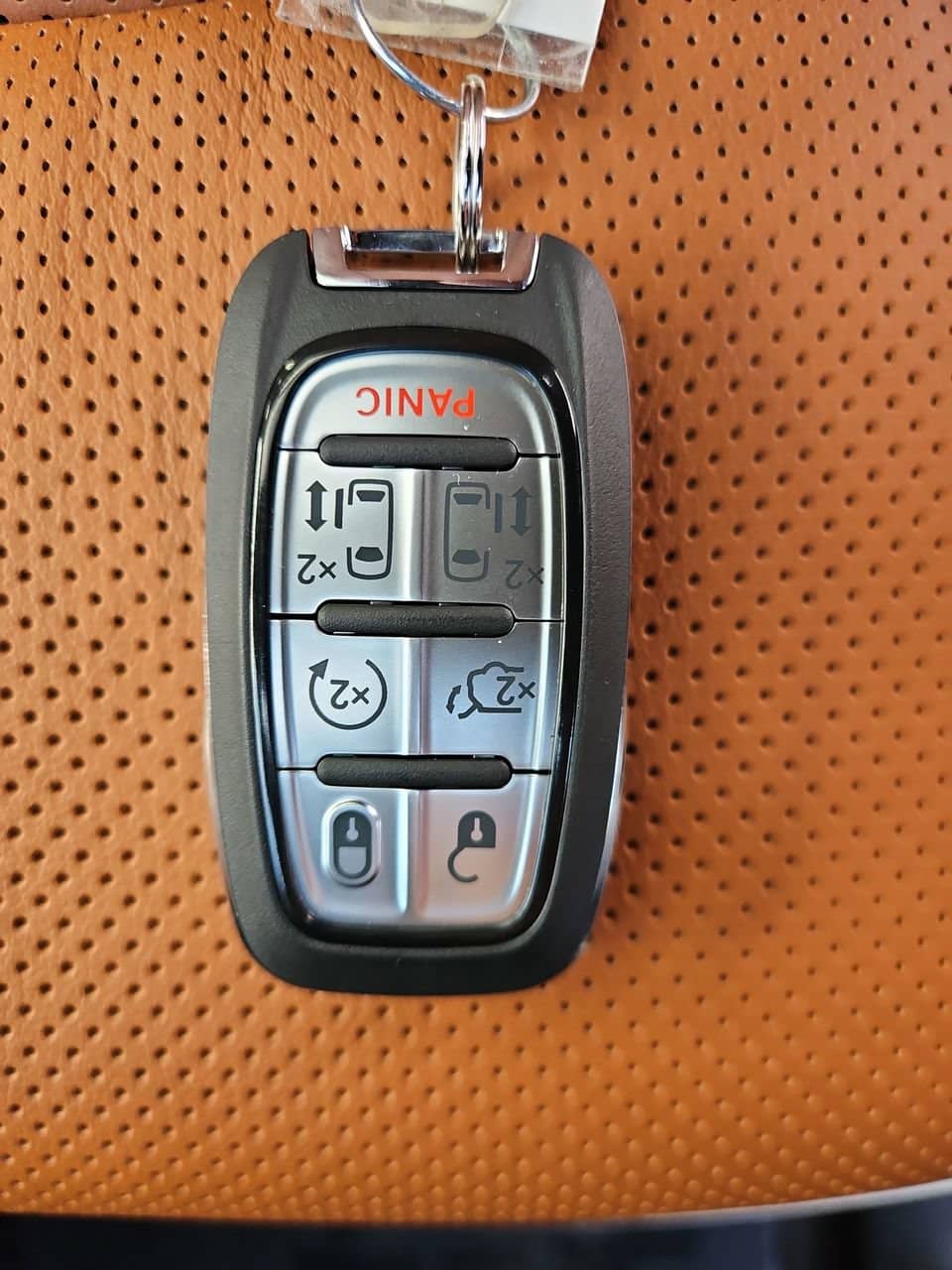 2026 Chrysler Pacifica - Image 36