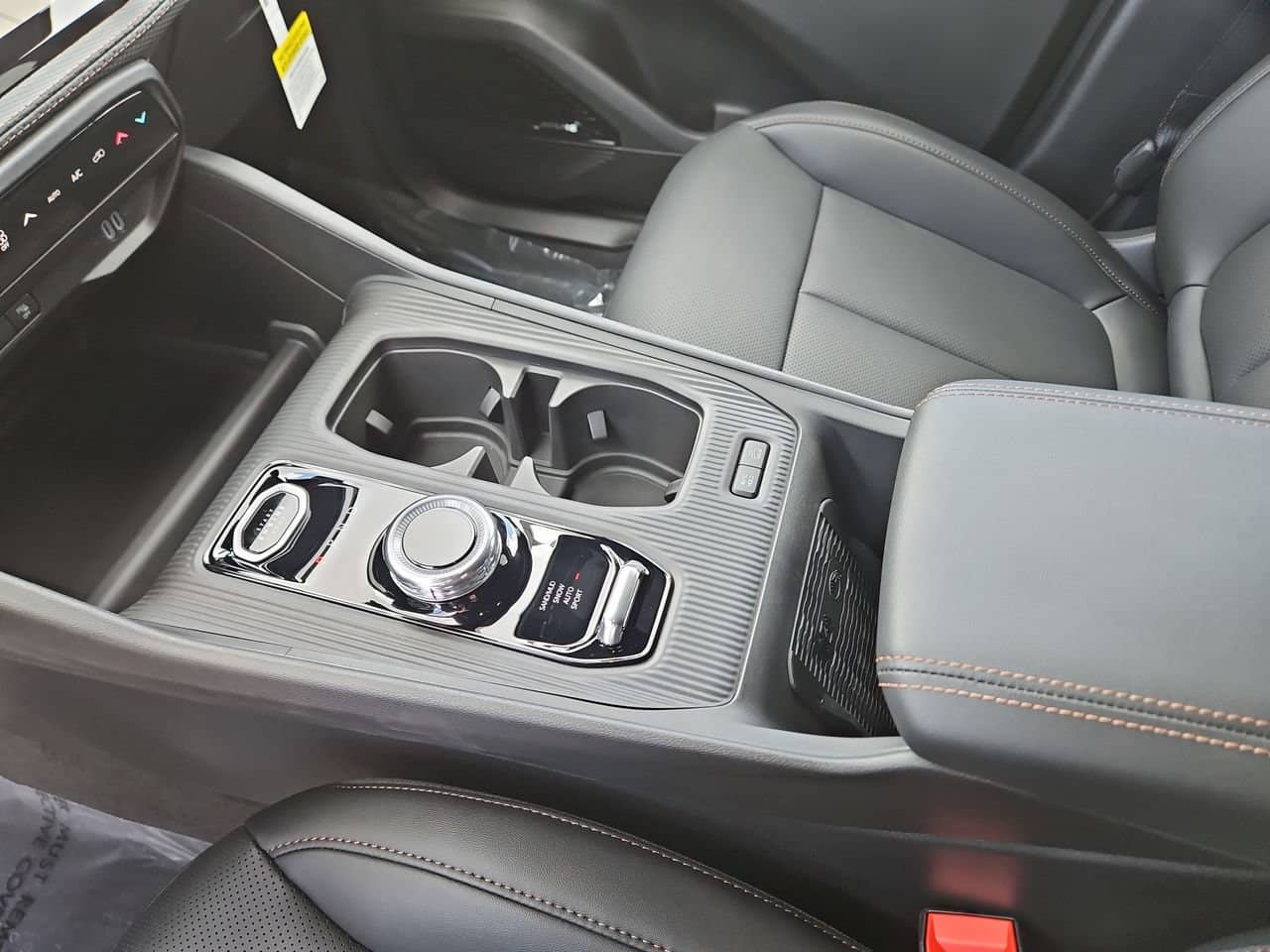 2026 Jeep Cherokee - Image 34