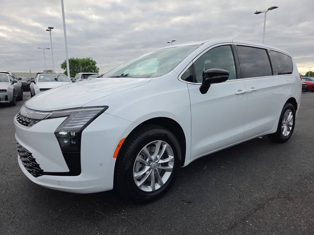 2027 Chrysler Pacifica - Image 3