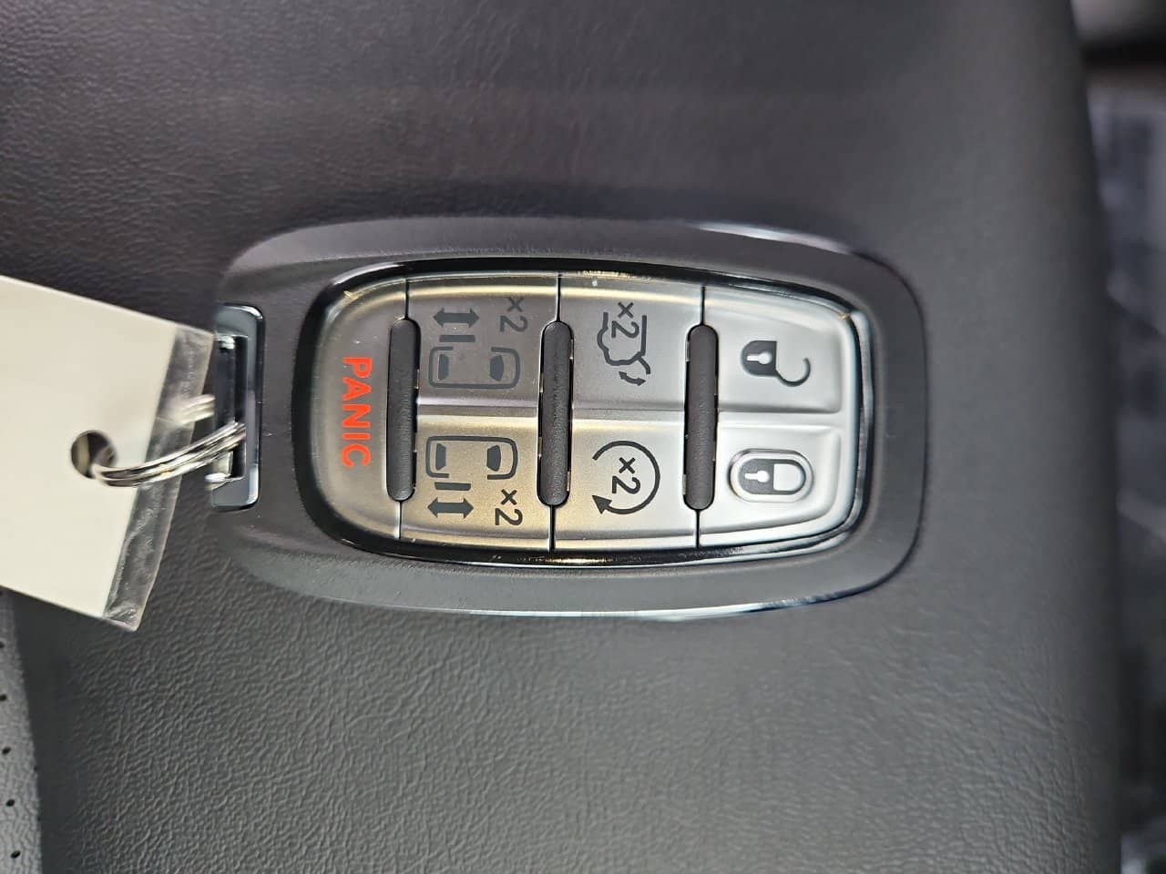 2026 Chrysler Pacifica - Image 36