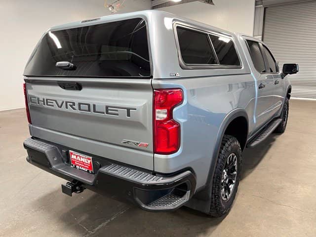 2023 Chevrolet Silverado 1500 - Image 3