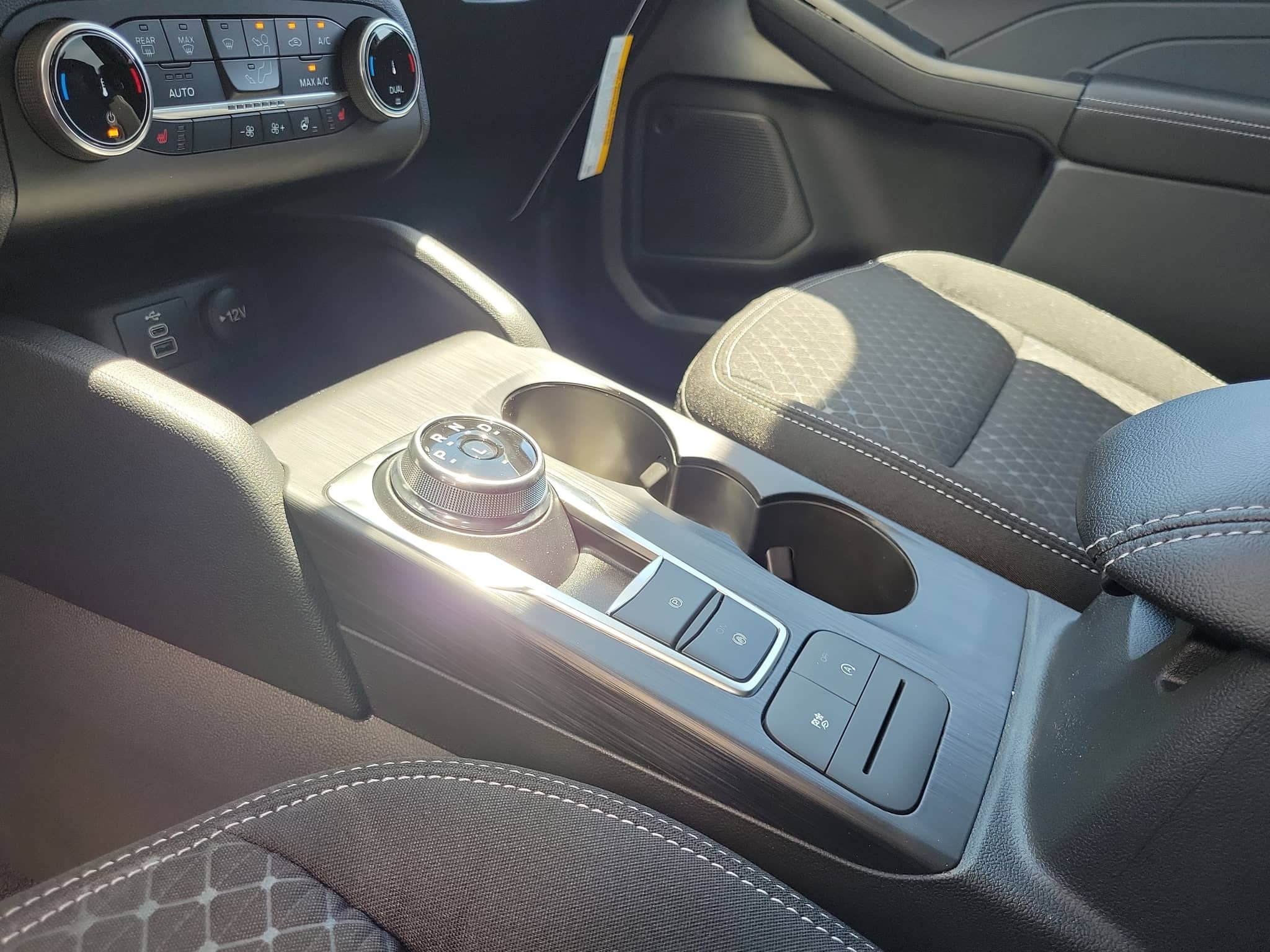 2026 Ford Escape - Image 29