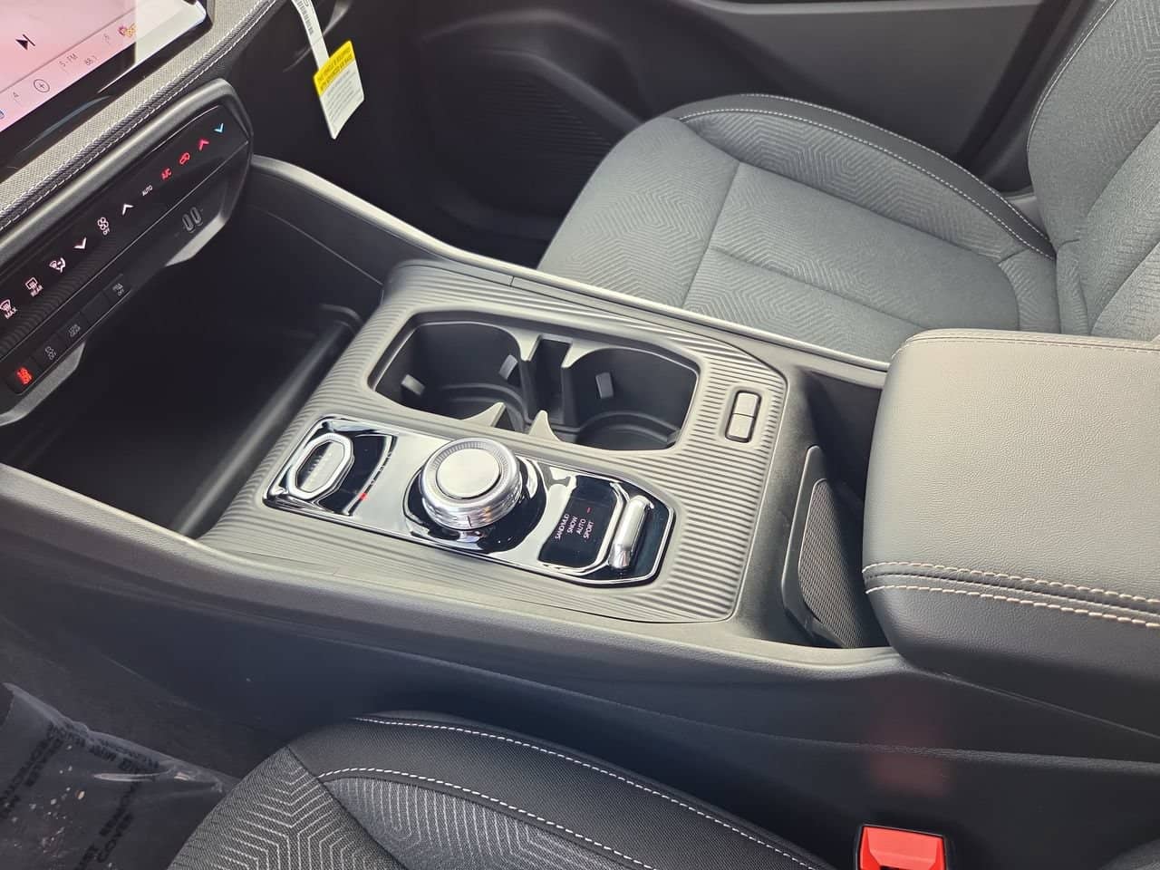 2026 Jeep Cherokee - Image 31