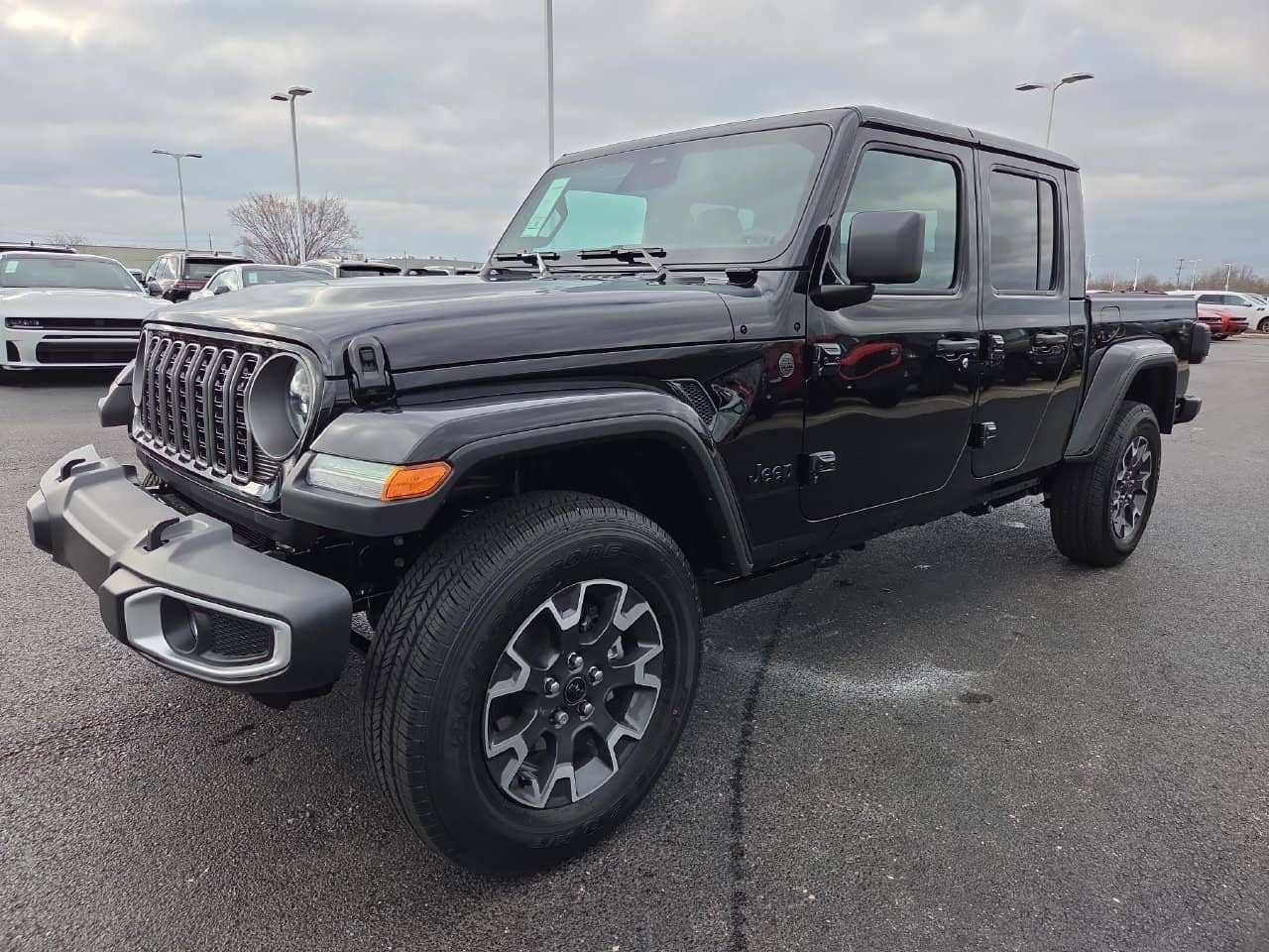 2026 Jeep Gladiator - Image 3
