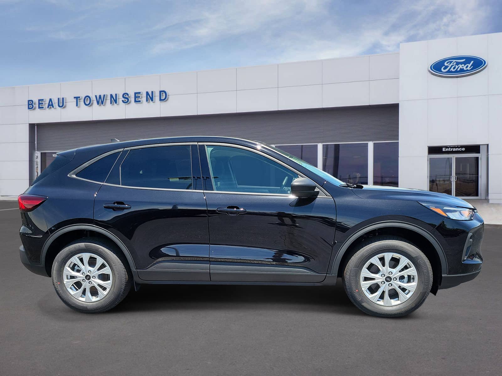 2026 Ford Escape - Image 3