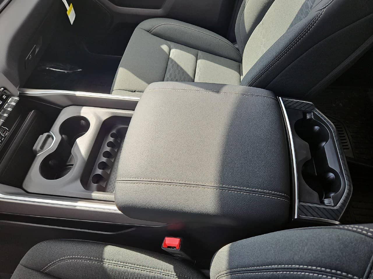 2026 RAM Ram 1500 - Image 33
