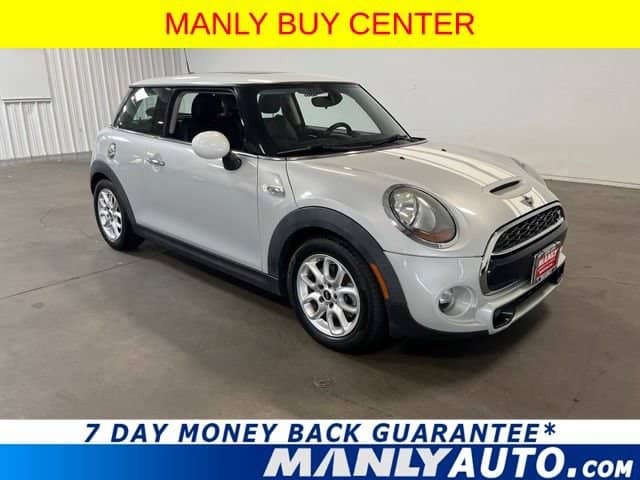 2015 MINI Cooper - Image 1