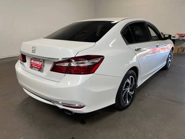 2016 Honda Accord - Image 3