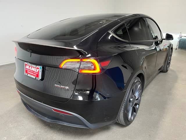 2023 Tesla Model Y - Image 3