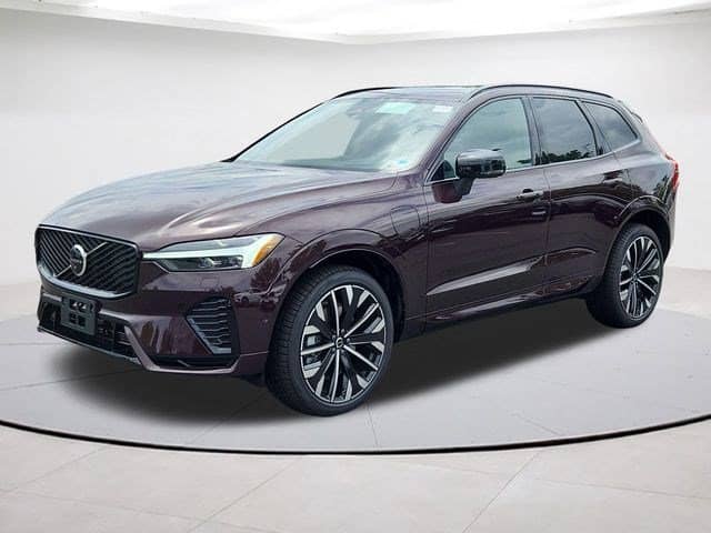2026 Volvo XC60 - Image 3
