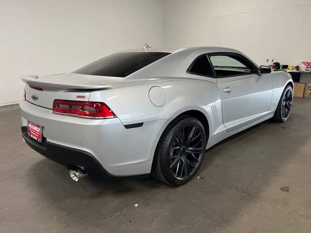 2015 Chevrolet Camaro - Image 3