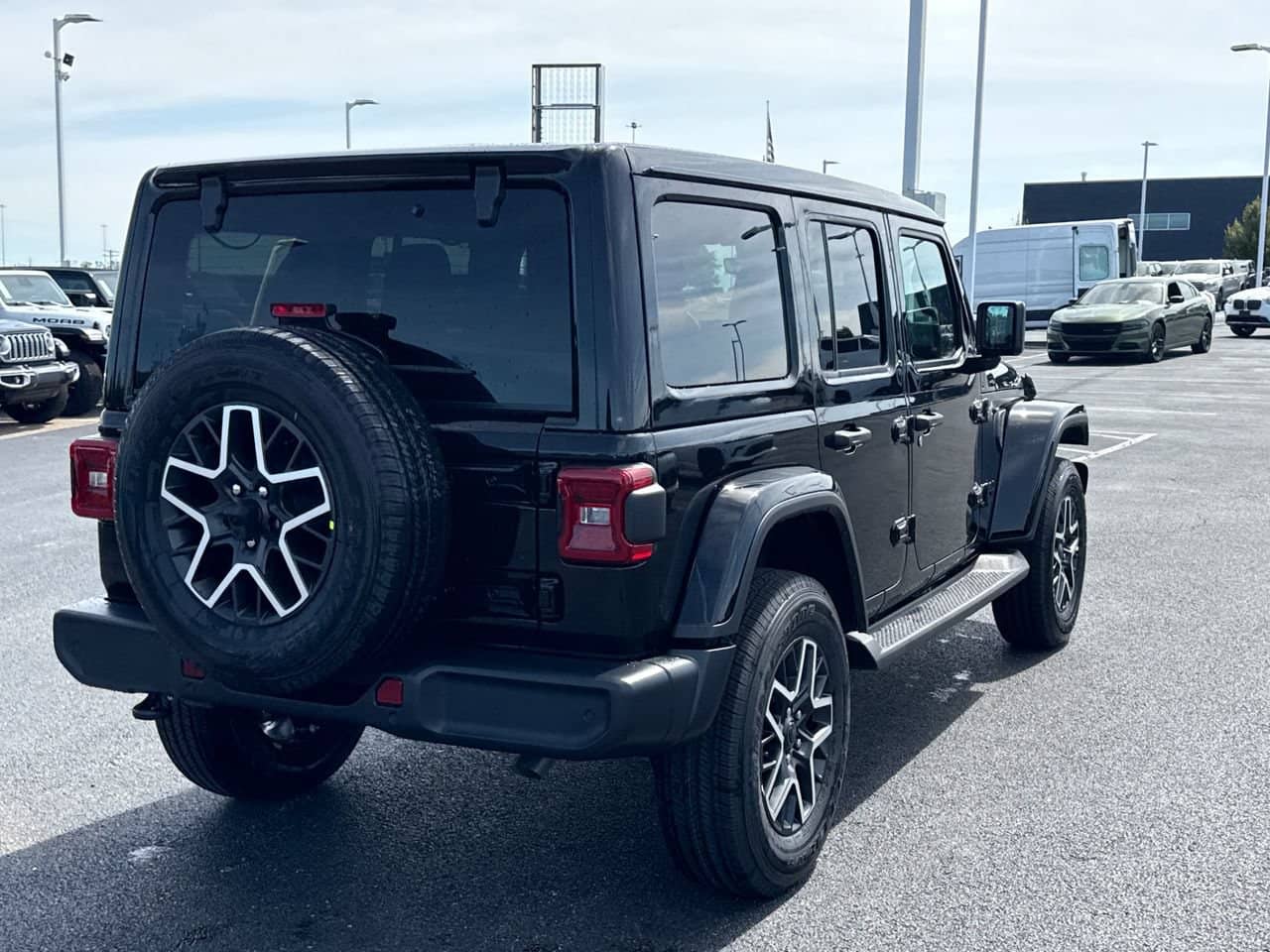 2027 Jeep Wrangler 4-Door - Image 3