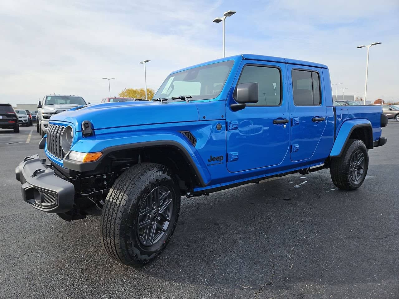 2026 Jeep Gladiator - Image 3
