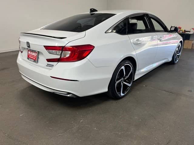 2022 Honda Accord - Image 3