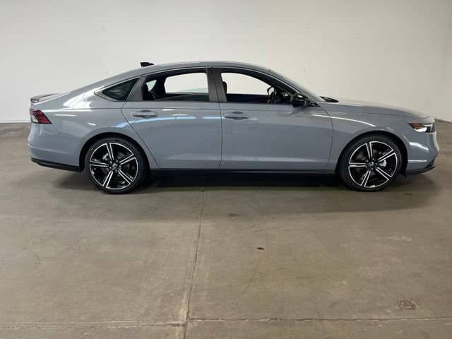2024 Honda Accord - Image 2