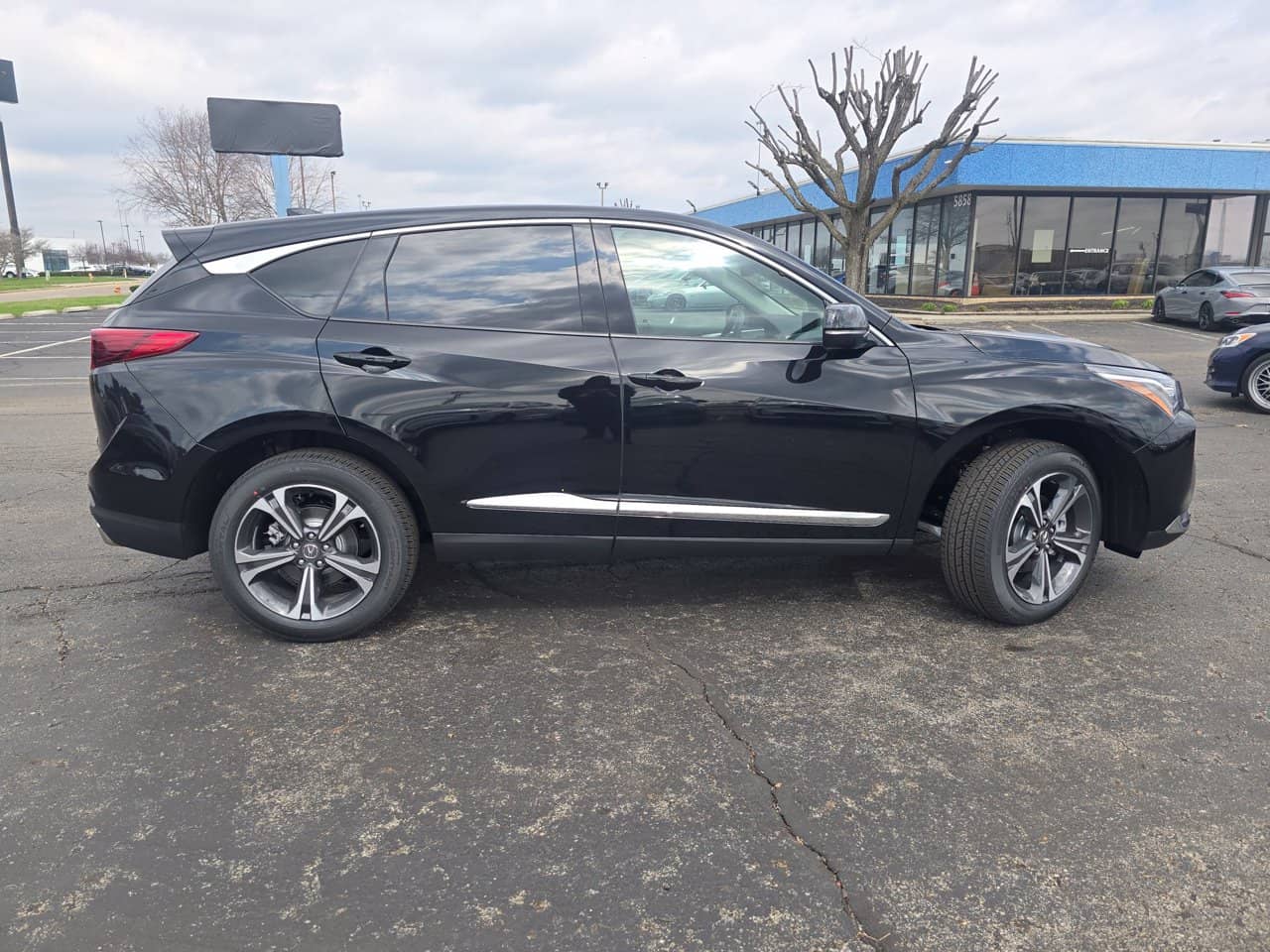 2026 Acura RDX - Image 3