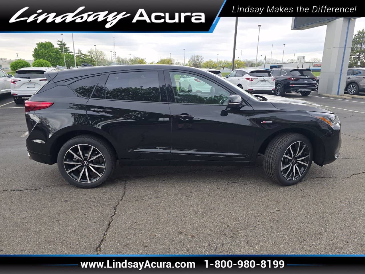 2026 Acura RDX - Image 3