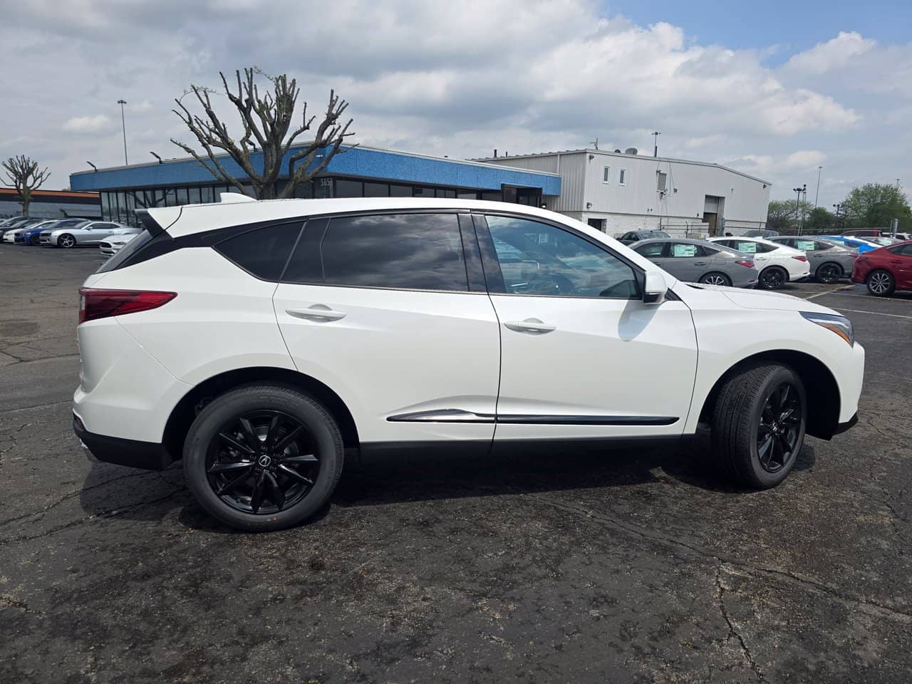 2026 Acura RDX - Image 3