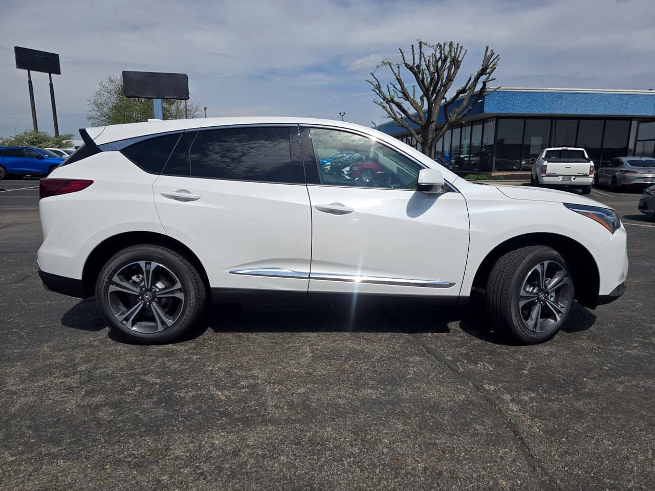2026 Acura RDX - Image 3