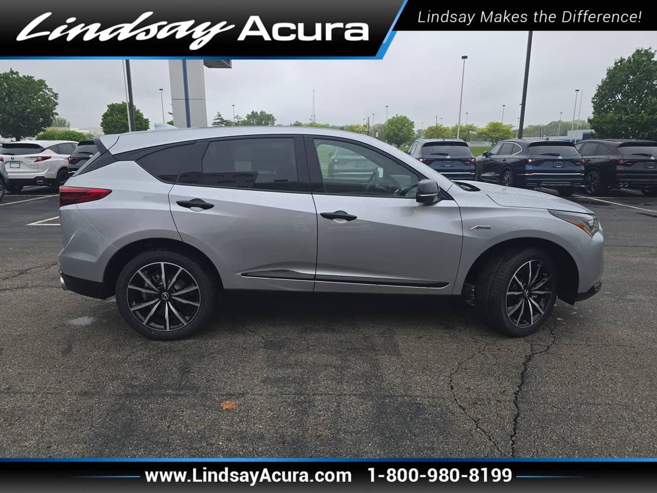2026 Acura RDX - Image 3