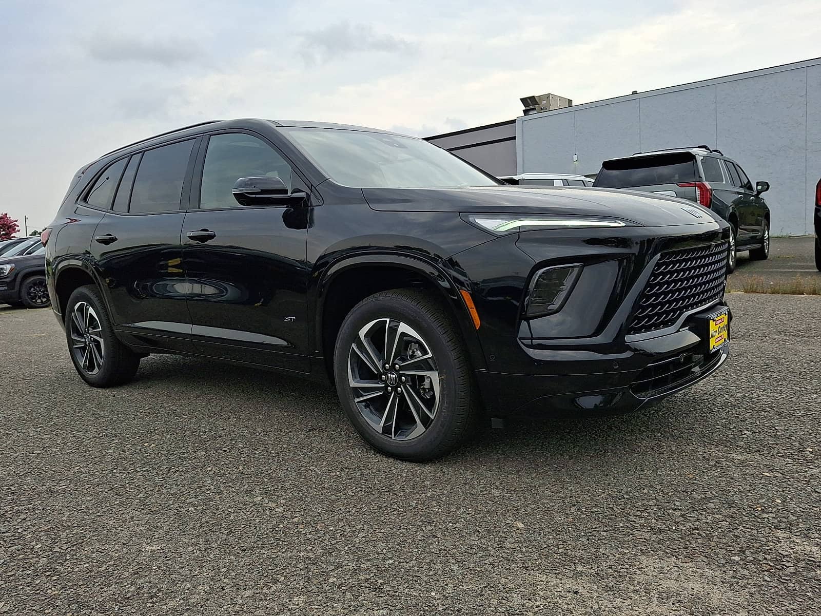 2026 Buick Enclave - Image 2