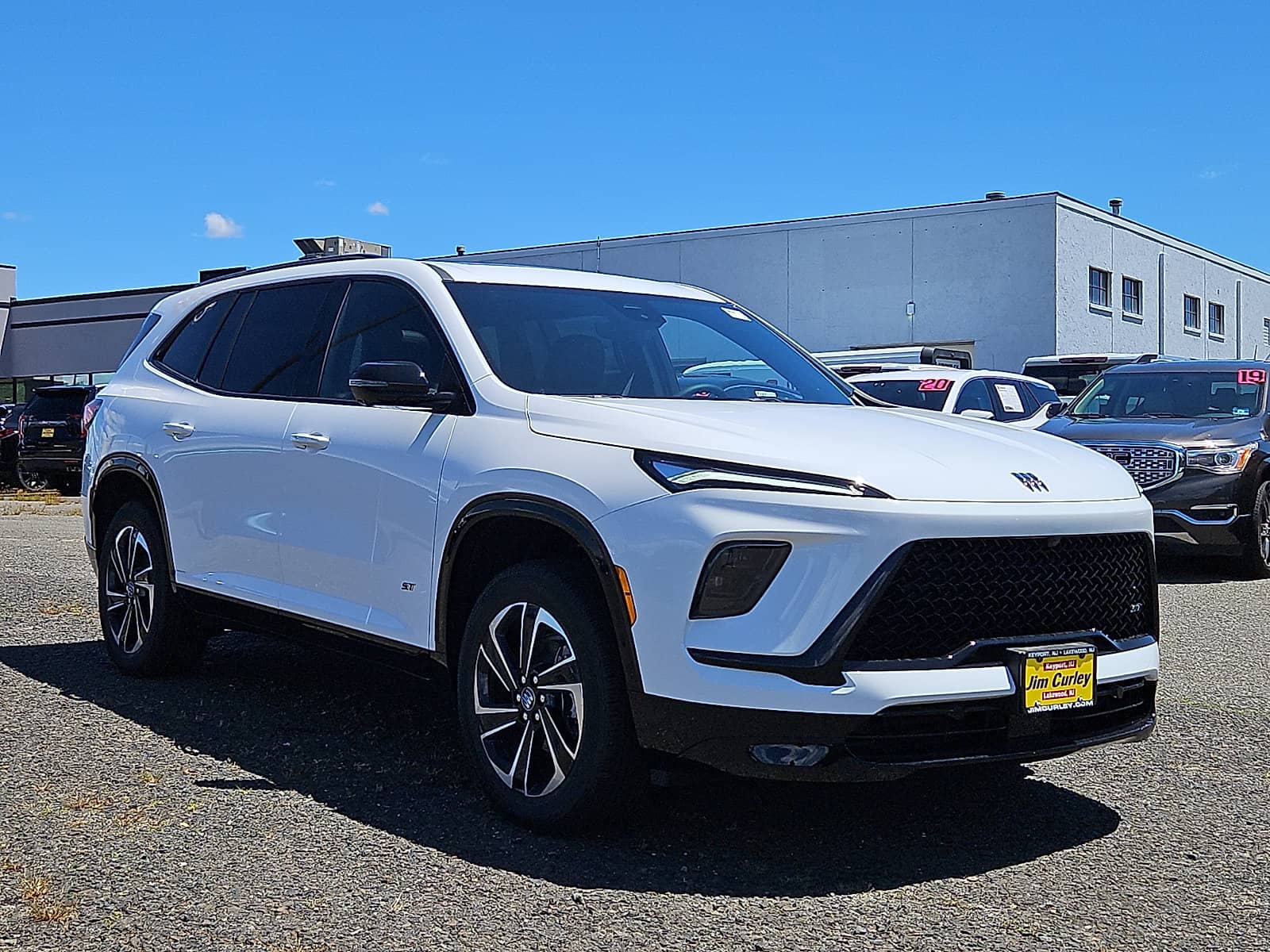 2026 Buick Enclave - Image 3