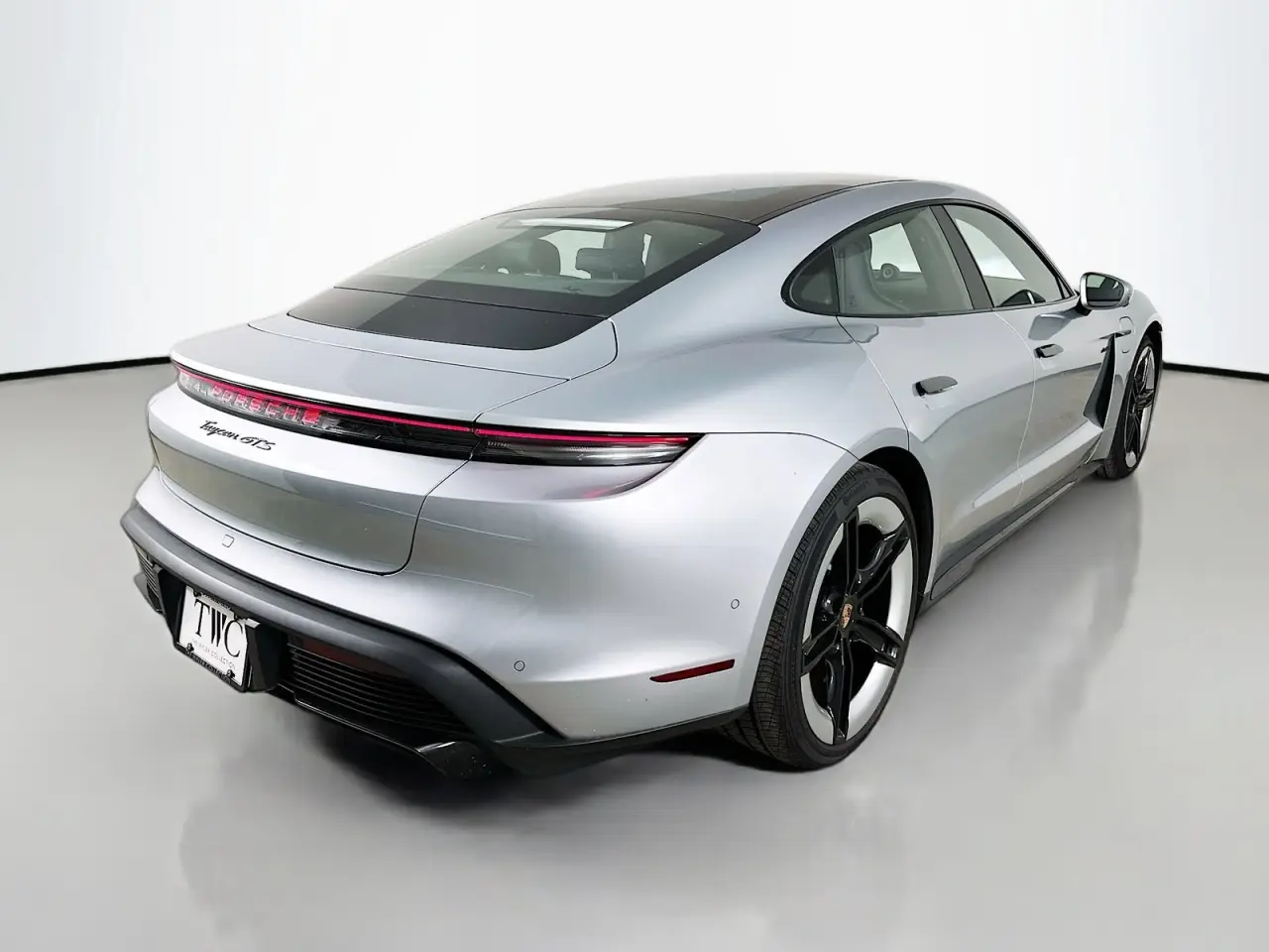 2026 Porsche Taycan - Image 40