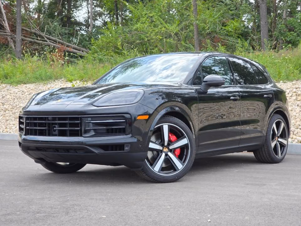 2026 Porsche Cayenne - Image 3