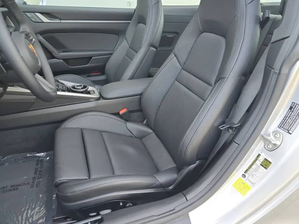 2026 Porsche 911 - Image 39