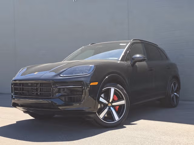 2026 Porsche Cayenne - Image 2