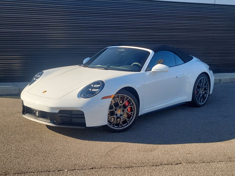 2026 Porsche 911 - Image 3
