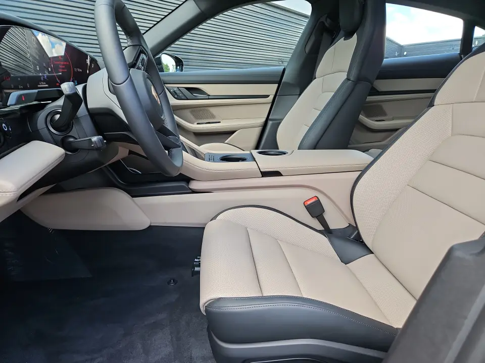 2026 Porsche Taycan - Image 39