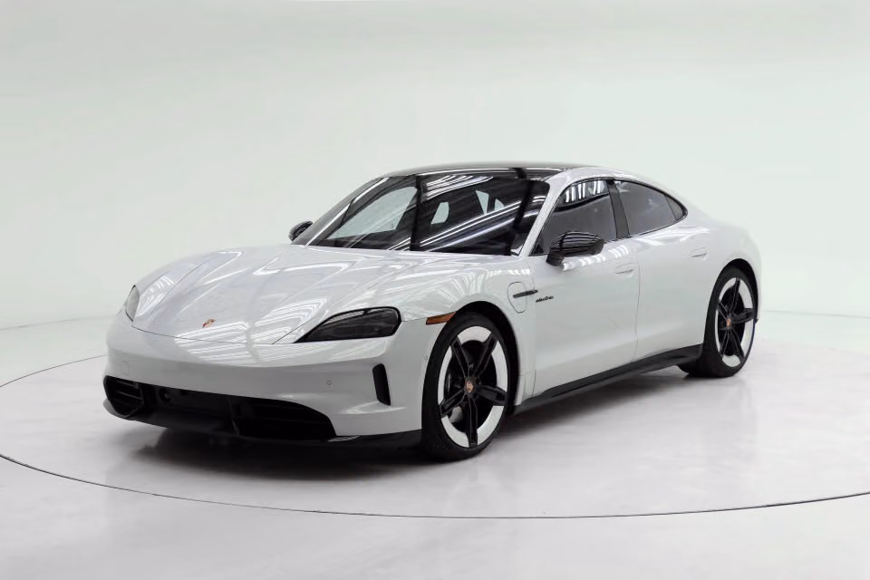 2026 Porsche Taycan - Image 3